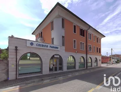 Shop/Premises commercial in Roverbella
