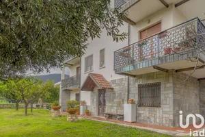 Apartment in Borghetto Santo Spirito