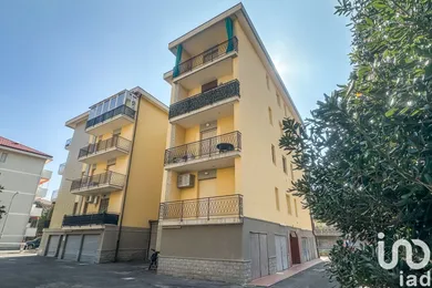 Apartment in Borghetto Santo Spirito
