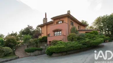 Edificio in Canterano
