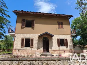 Villetta a schiera in Sarnano