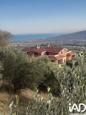 Casa / Villa indipendente in Roseto degli Abruzzi