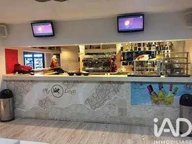 Shop/Premises commercial in Olbia