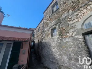 Building in Orco Feglino