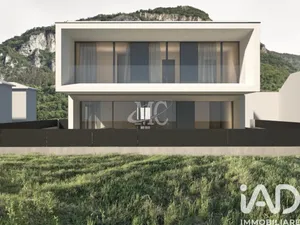 Building plot in Mori