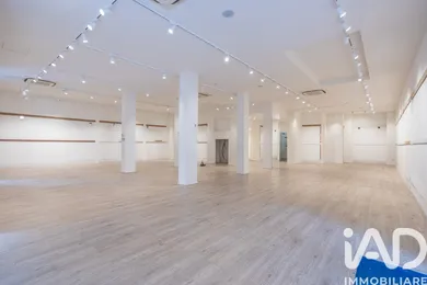 Business premises in Osimo