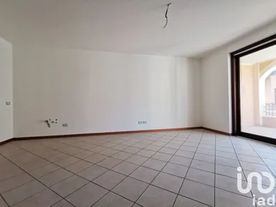 Apartment in Toscolano-Maderno