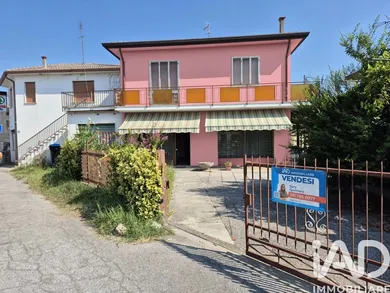 Townhouse in Corbola