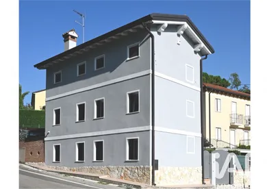 Villetta a schiera in Zugliano