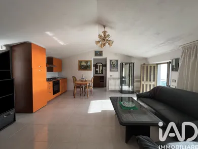Casa/Villa in Longobardi
