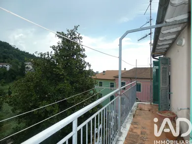 Edificio in Carro