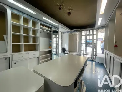 Shop/Premises commercial in Arezzo