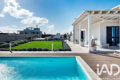 Townhouse in Noto