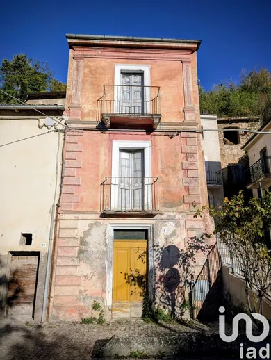Village house in Goriano Sicoli