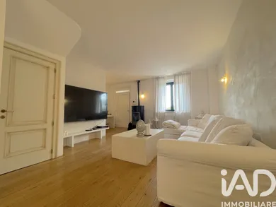 Casa / Villa indipendente in Montecosaro