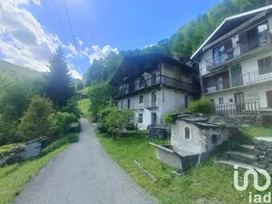 Park home in Mezzenile