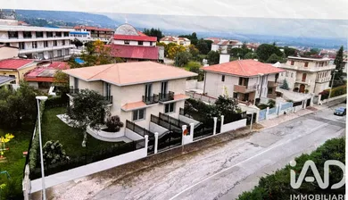 Casa / Villa  indipendente in Lamezia Terme