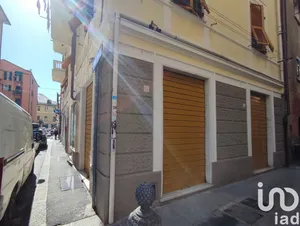 Negozio / locale commerciale in Genova