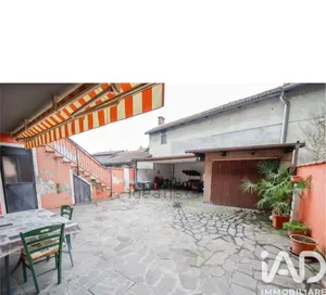 Villetta a schiera in Montanaro