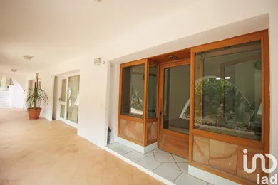 Shop/Premises commercial in Arzachena