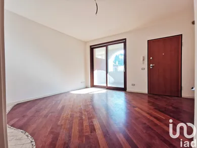 Apartment in Toscolano-Maderno