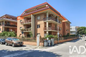 Appartamento 5 locali in Civitanova Marche