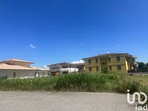 Terreno in Isola Rizza