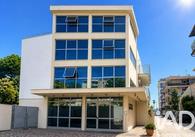 Edificio in Roseto degli Abruzzi