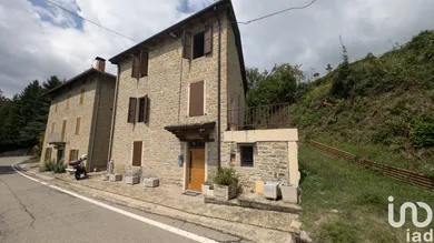House in Neviano degli Arduini