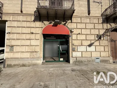 Negozio / locale commerciale in Palermo