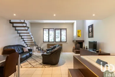 Apartment in Serra San Quirico